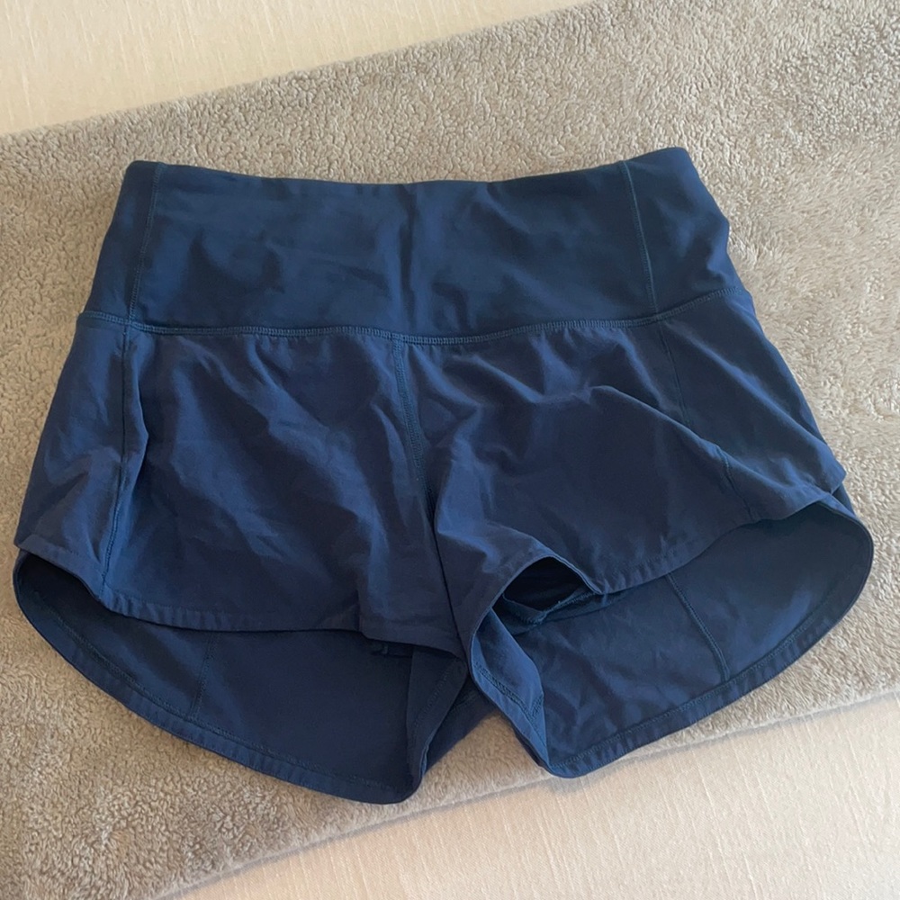 Lululemon Shorts size 4